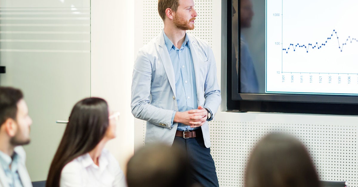 12 مهارة لتصبح مسوق الكتروني محترف 6 Traits of a Successful Digital Marketing Professional | DMI